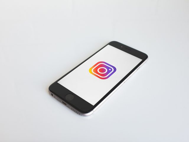 Instagram Checkout permettra de faire des achats directement à partir du « feed »