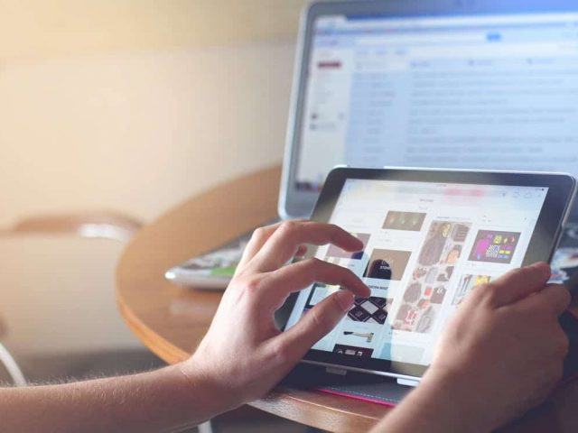 Quels sont les supports de communication à disposition de la communication interne dans une entreprise ?